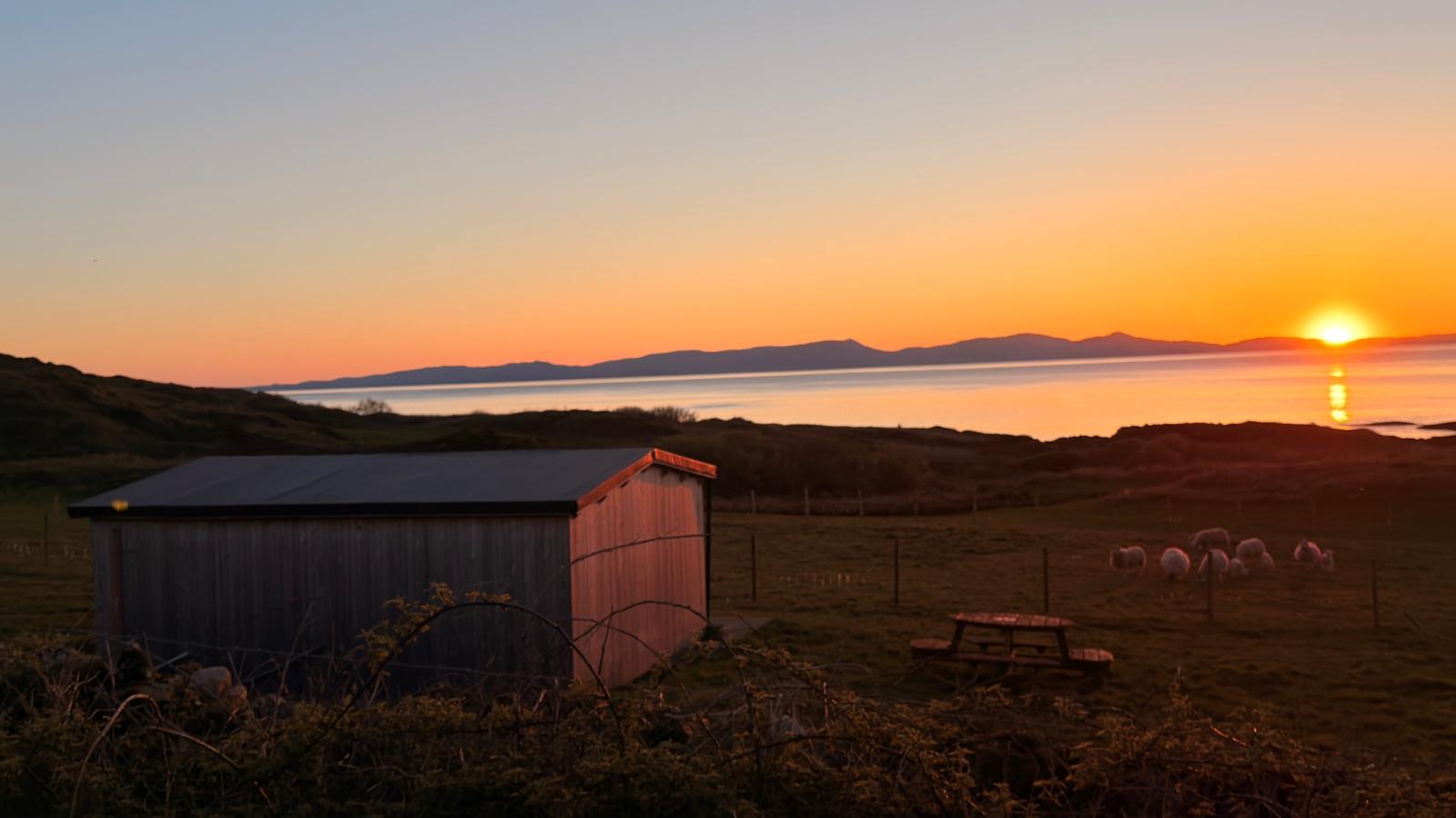 Wee Isle Cabin